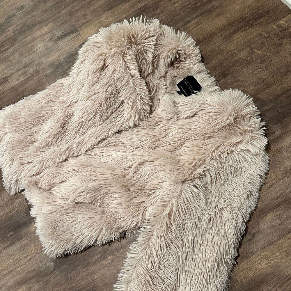 Nordstrom sanctuary fridge/faux fur jacket